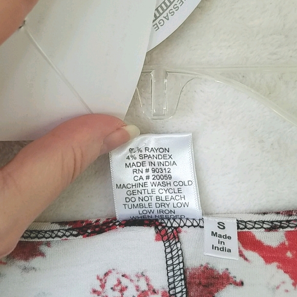 NWT Parsley & Sage 3/4 Tunic - Ivory/Red/Blk/Gray - Picture 5 of 7